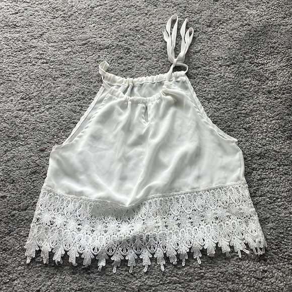 White elegant top size small - Picture 2 of 2